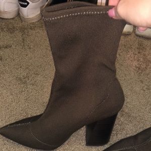 Tobi Sock Booties Size 8- Olive